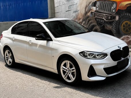 2023 BMW 1 серии 120i III (F52) Рестайлинг, белый, 1450077 рублей, вид 1