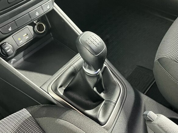 2017 Hyundai Solaris II, серый, 1109000 рублей - вид 11