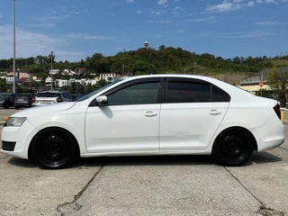 2019 Skoda Rapid I Рестайлинг, белый, 650000 рублей, вид 2