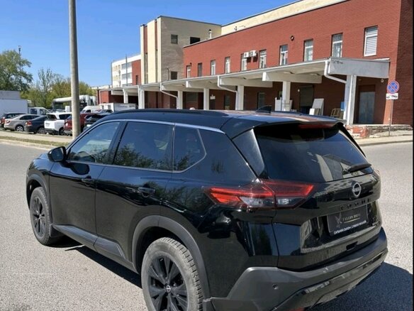 2023 Nissan Rogue III, чёрный - вид 11