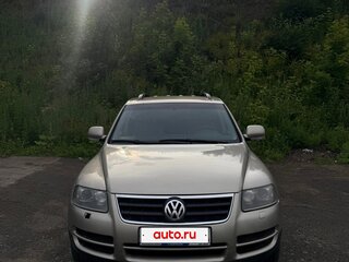 2005 Volkswagen Touareg I, бежевый, 700000 рублей, вид 1