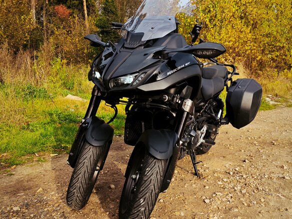 2023 Yamaha Niken, чёрный, 1580000 рублей