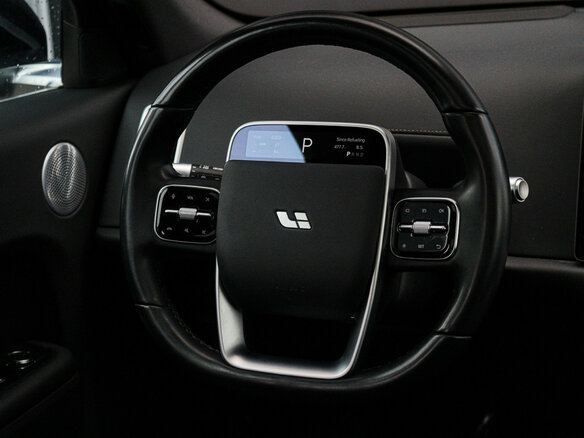 2024 Li Auto (Lixiang) L7 42.8 kWh I Рестайлинг, чёрный, 6200000 рублей - вид 10