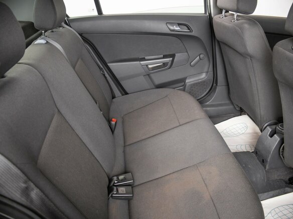 2010 Opel Astra H Рестайлинг, серебристый, 699000 рублей - вид 8