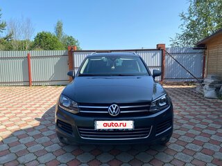 2013 Volkswagen Touareg II, серый, 1800000 рублей, вид 2