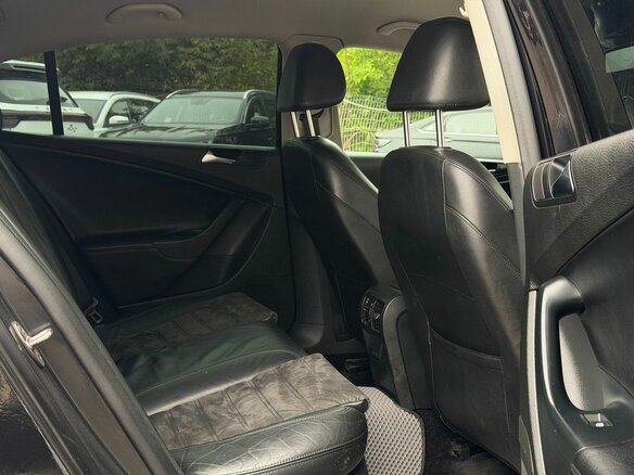 2010 Volkswagen Passat B6, чёрный - вид 10