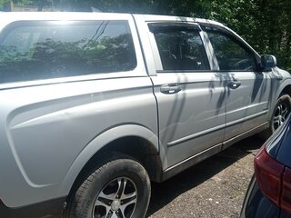 2008 SsangYong Actyon Sports I, серебристый, 750000 рублей, вид 4