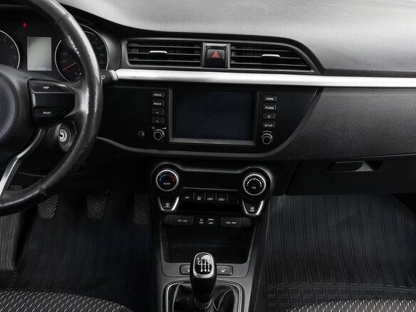 2018 Kia Rio IV, белый, 949000 рублей - вид 12