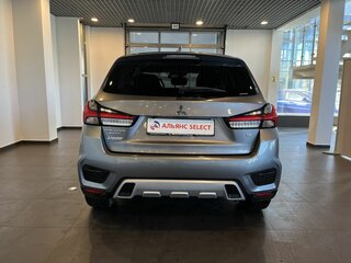 2022 Mitsubishi Outlander Sport I Рестайлинг 3, серый, 2240000 рублей, вид 4
