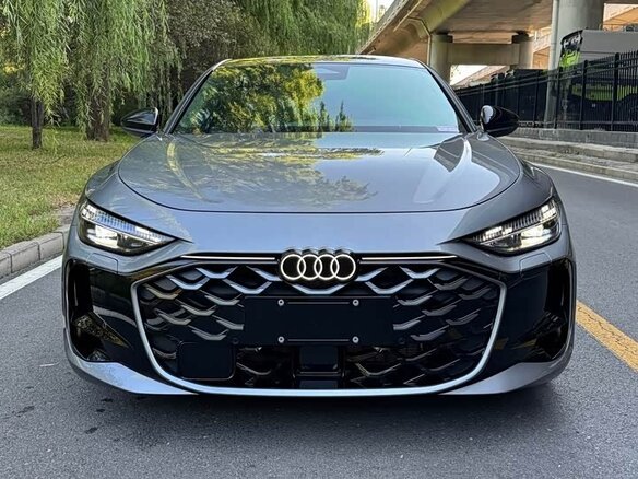 2026 Audi A5 L Sportback III (B10), серый, 5499750 рублей