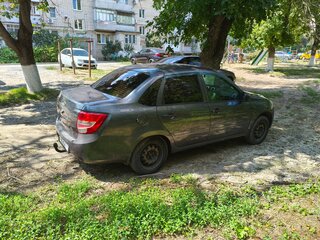 2015 Lada (ВАЗ) Granta I, серый, 450000 рублей, вид 3
