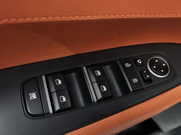 2022 Kia K3 II Рестайлинг, белый, 2000000 рублей - вид 26