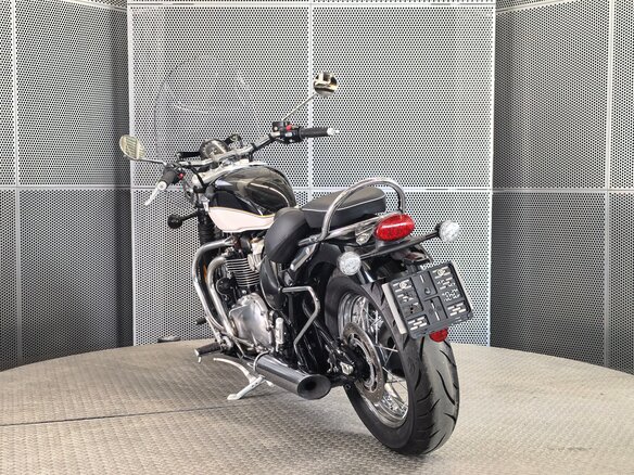 2021 Triumph Bonneville Speedmaster, чёрный, 1299000 рублей - вид 6