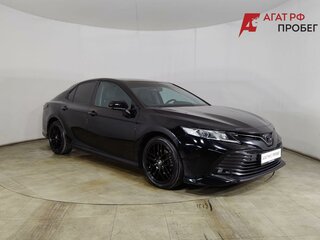 2018 Toyota Camry VII (XV50) Рестайлинг 2, чёрный, 2299000 рублей, вид 3