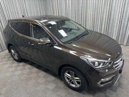 2017 Hyundai Santa Fe III Рестайлинг, коричневый, 2240000 рублей, вид 4