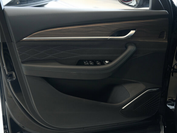 2026 Geely Monjaro I, чёрный, 4954990 рублей - вид 15