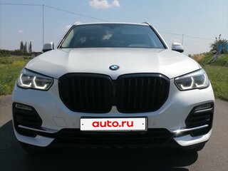 2019 BMW X5 40i IV (G05/G18), белый, 5200000 рублей, вид 2