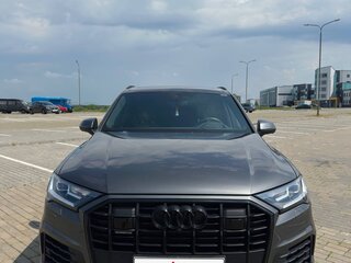 2022 Audi Q7 55 TFSI II (4M) Рестайлинг, серый, 5190000 рублей, вид 2