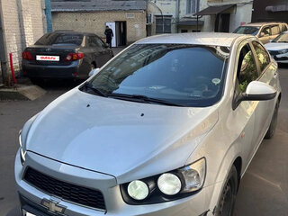 2012 Chevrolet Aveo II, серебристый, 550000 рублей, вид 1