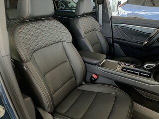 2026 Geely Okavango I Рестайлинг, синий, 4010990 рублей, вид 5