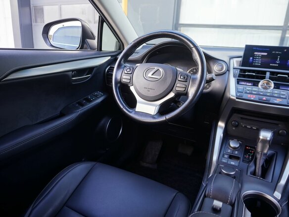 2016 Lexus NX 200 I, чёрный, 2650000 рублей - вид 12