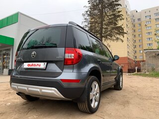 2016 Skoda Yeti I Рестайлинг, серый, 1460000 рублей, вид 5