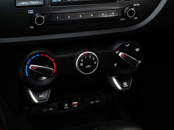 2019 Kia Rio IV, красный, 1678000 рублей - вид 10
