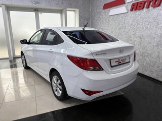 2016 Hyundai Solaris I Рестайлинг, белый, 1195000 рублей, вид 3