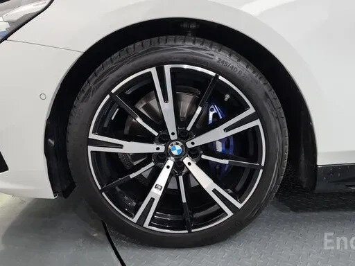 2026 BMW 5 серии 530i VIII (G60/G61/G68), белый, 8705564 рублей - вид 11