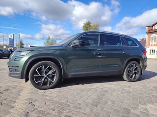 2020 Skoda Kodiaq I, зелёный, 2990000 рублей, вид 4