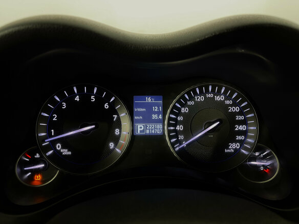 2010 Infiniti M25 IV, серый, 1250000 рублей - вид 15