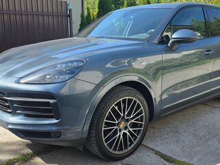 2018 Porsche Cayenne III, голубой, 5800000 рублей, вид 1