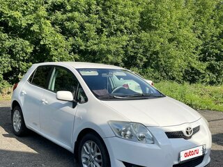 2008 Toyota Auris I, белый, 740000 рублей, вид 2