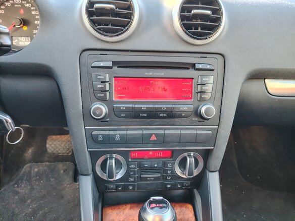 2012 Audi A3 II (8P) Рестайлинг 2, белый, 695000 рублей - вид 14