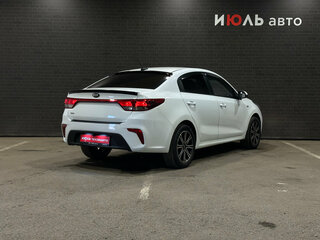2018 Kia Rio IV, белый, 1130000 рублей, вид 5