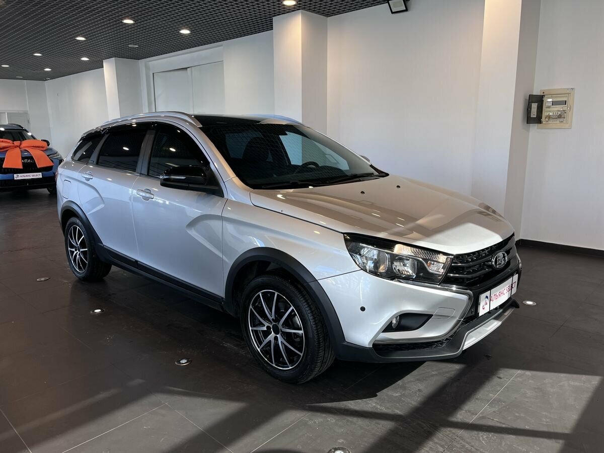 Открыть фотографии: Lada (ВАЗ) Vesta I
