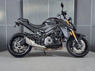 2024 Suzuki GSX-S 1000, чёрный, 1149000 рублей, вид 1