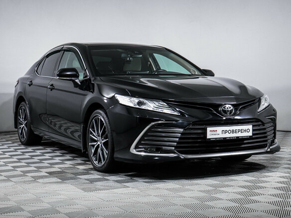 2021 Toyota Camry VIII (XV70) Рестайлинг, чёрный, 3175000 рублей - вид 2