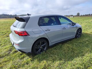 2021 Volkswagen Golf VII Рестайлинг, серый, 2800000 рублей, вид 4