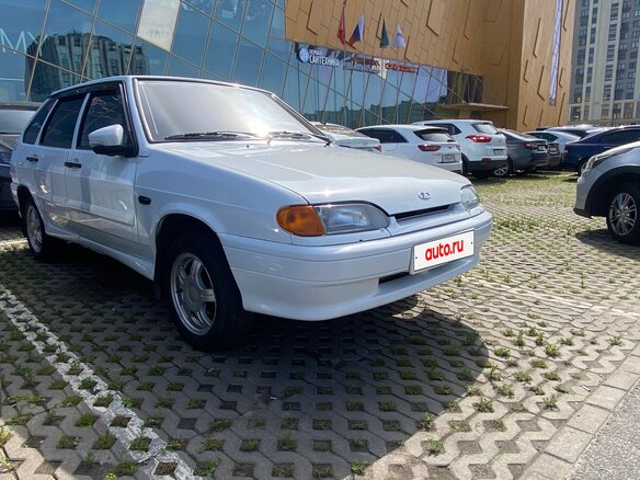 2010 Lada (ВАЗ) 2114, белый, 400000 рублей - вид 10