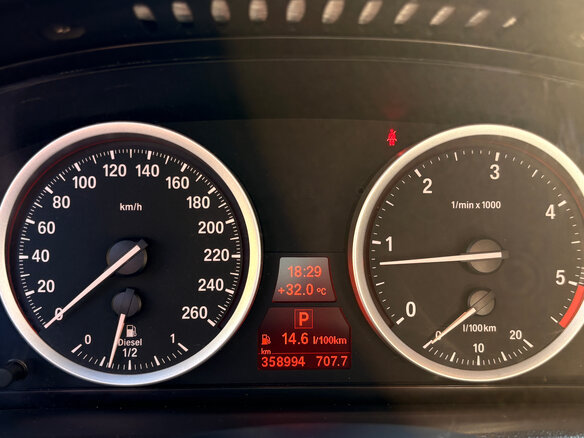 2009 BMW X6 35d I (E71), серебристый, 1450000 рублей - вид 9