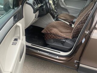 2017 Volkswagen Tiguan II, коричневый, 1750000 рублей, вид 5