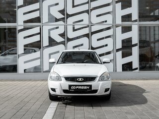 2015 Lada (ВАЗ) Priora I Рестайлинг, белый, 643000 рублей, вид 3