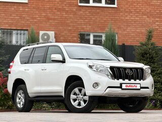 2015 Toyota Land Cruiser Prado 6-speed 150 Series Рестайлинг 1, белый, 3380000 рублей, вид 3