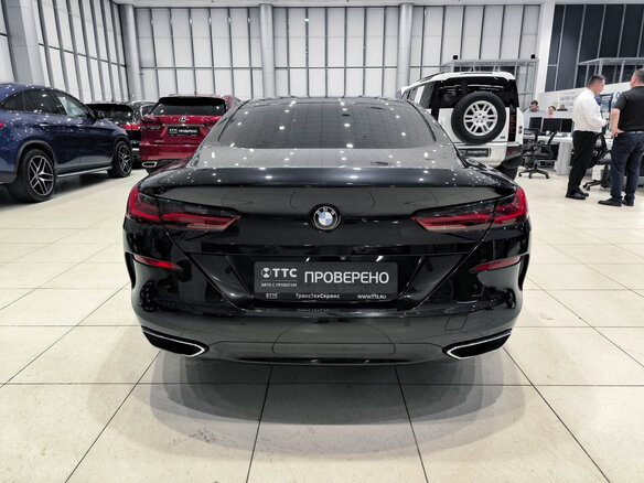 2019 BMW 8 серии 840d xDrive II (G14/G15/G16), чёрный, 6050000 рублей - вид 5