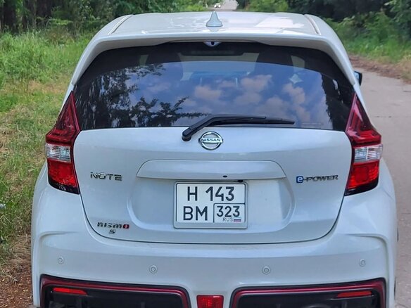 2019 Nissan Note Nismo S e-Power II Рестайлинг, белый - вид 6