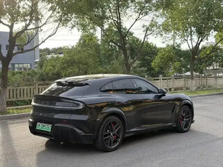 2026 Xiaomi YU7 GT, чёрный, 14243099 рублей, вид 2