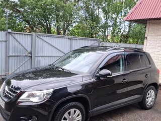 2011 Volkswagen Tiguan I, чёрный, 1100000 рублей, вид 3