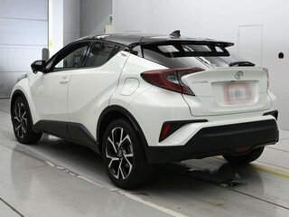 2018 Toyota C-HR I, белый, 1525000 рублей, вид 4