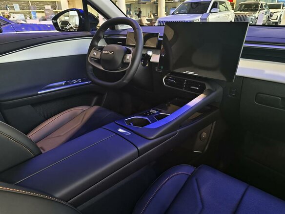 2026 Omoda C5 II, красный, 2901000 рублей - вид 18